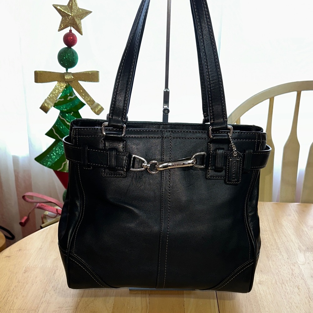 Coach 2007 Hampton EUC Black Leather Women's Bag